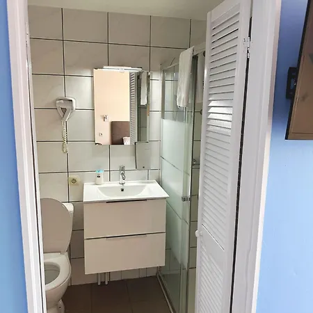 At-pacific-hotel