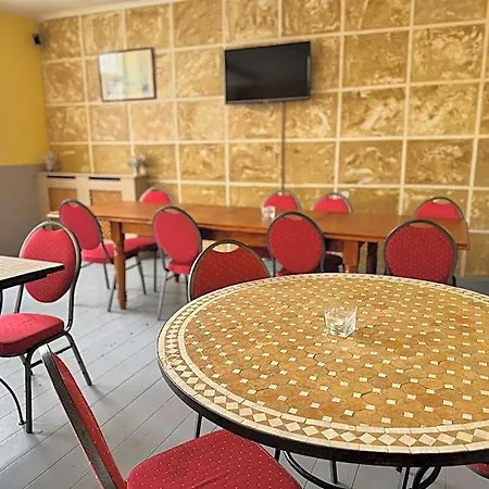 Family Hotel