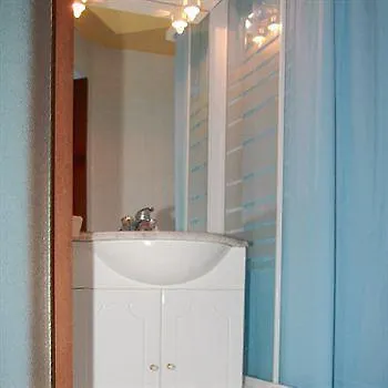 Hotell At-pacific-hotel