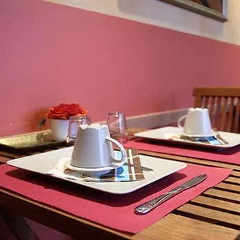 Hotell At-pacific-hotel